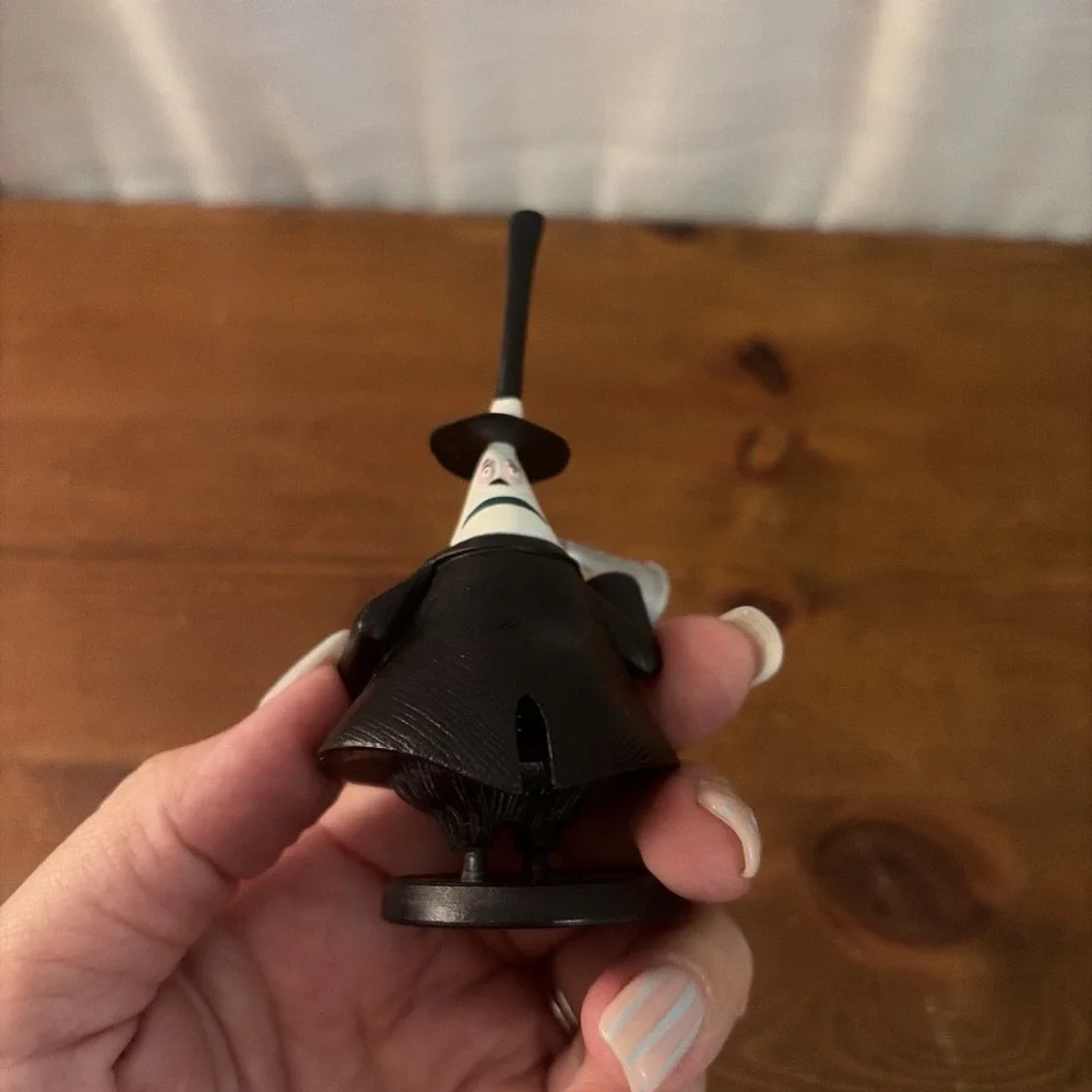 Disney Nightmare Before Christmas - Mayor 4